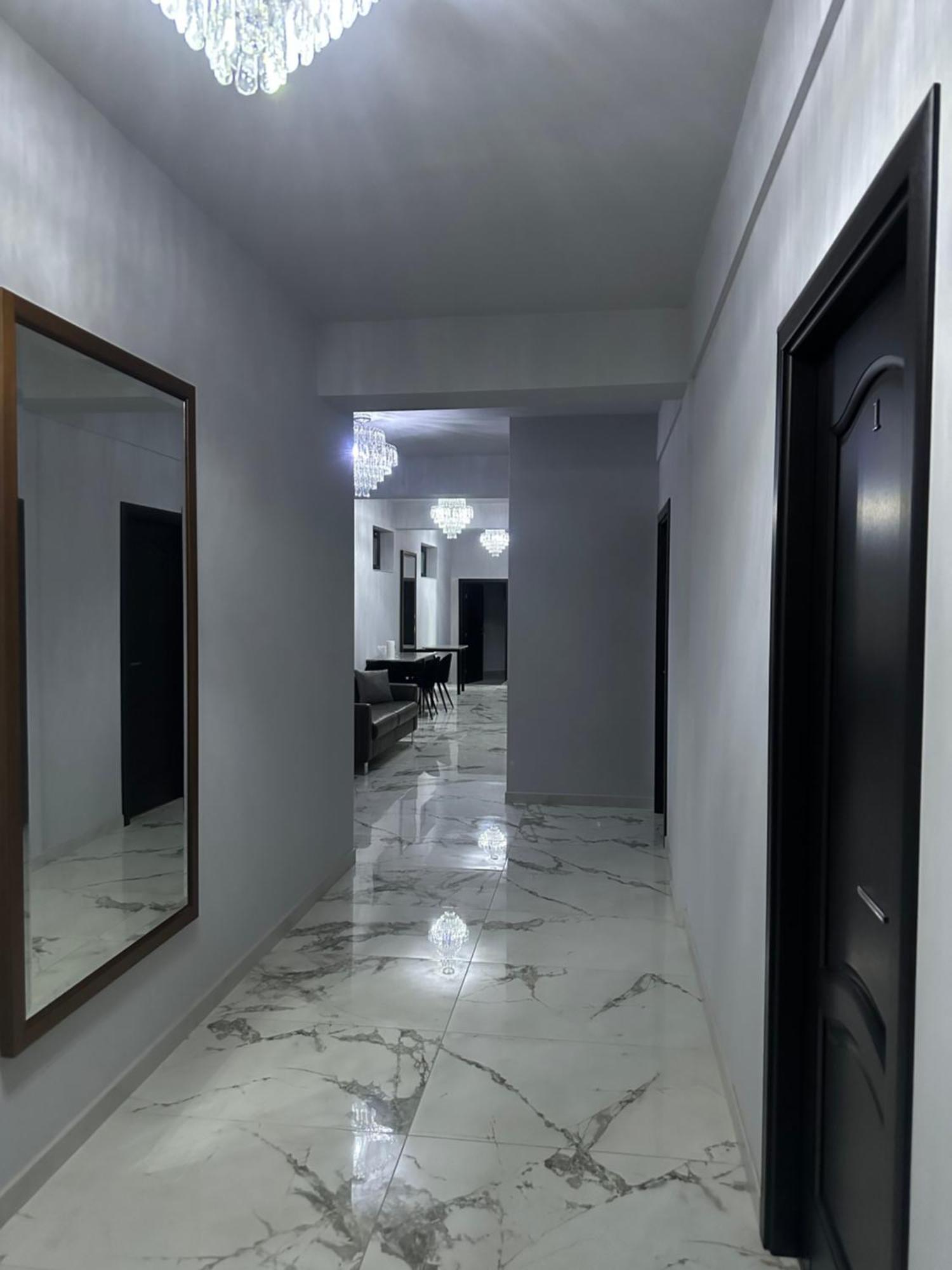 Modern House Hotel Sighetu Marmatiei Ngoại thất bức ảnh